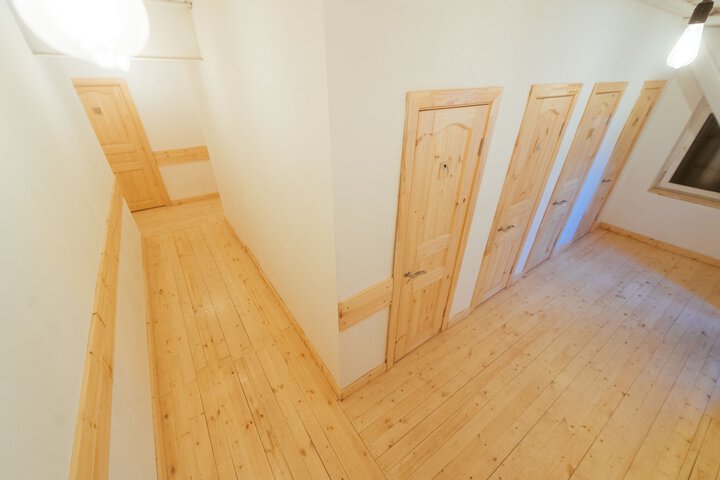 Room 8 of 26
