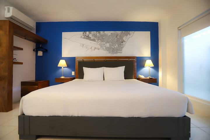 Room 3 of 37