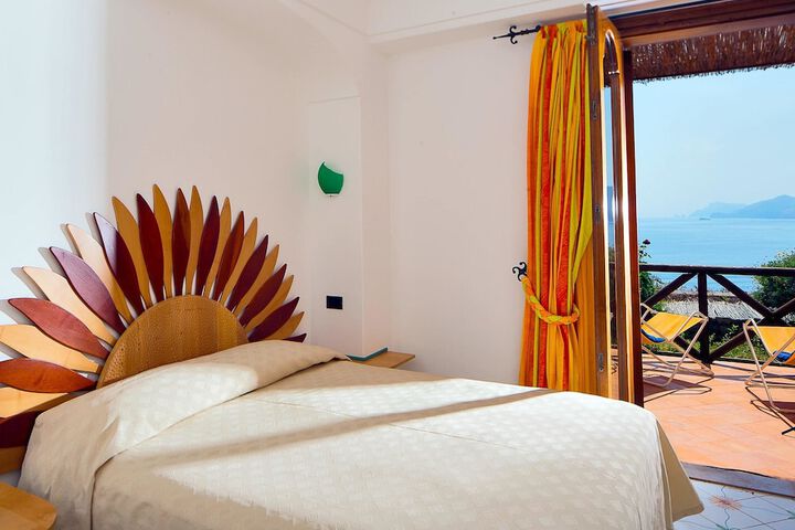 Room 10 of 212