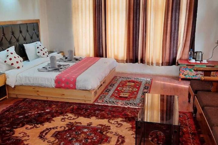 Room 13 of 63