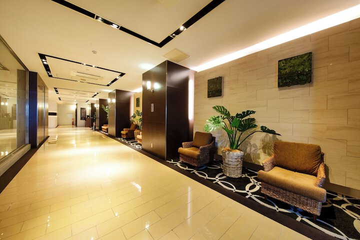 Lobby Entry