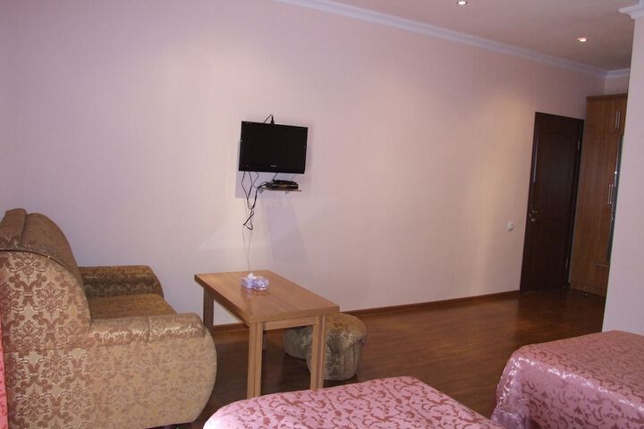 Room 16 of 31