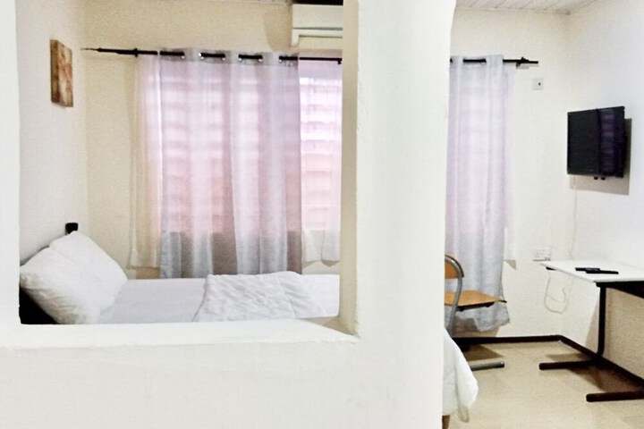 Room 13 of 43