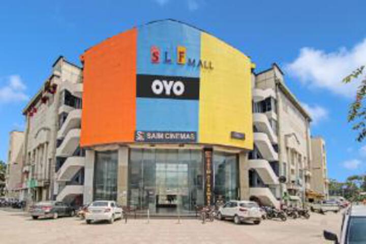 Collection O Slf Mall Sector 30