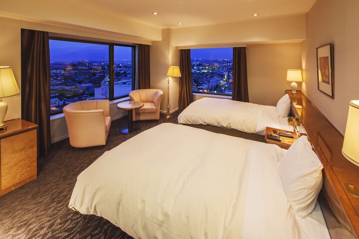 Room 10 of 53