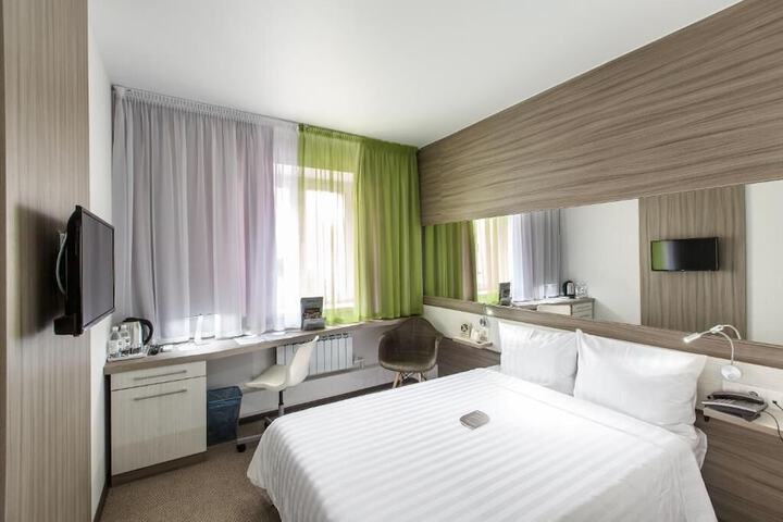 Room 3 of 55