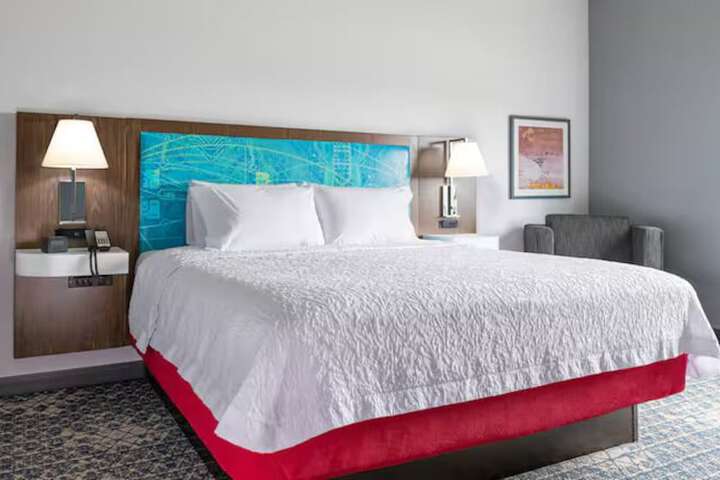 Room 3 of 6