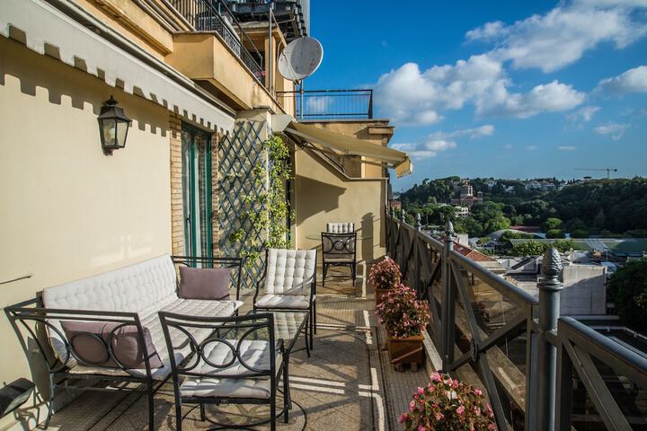 Terrace/Patio 32 of 60