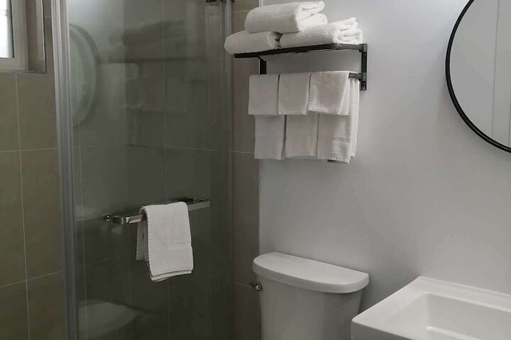 Room 47 of 61