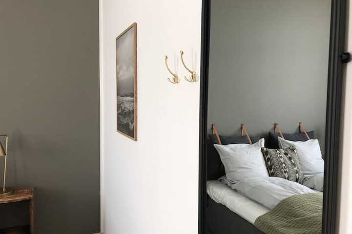 Room 10 of 46