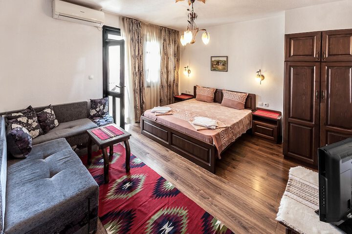 Room 10 of 41