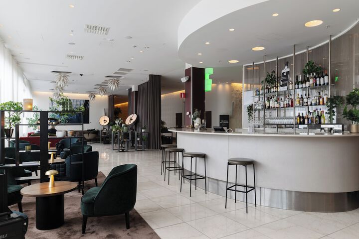 Hotel Lobby