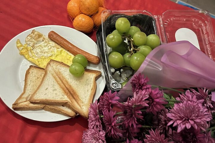 Breakfast/Coffee Service 21 of 30