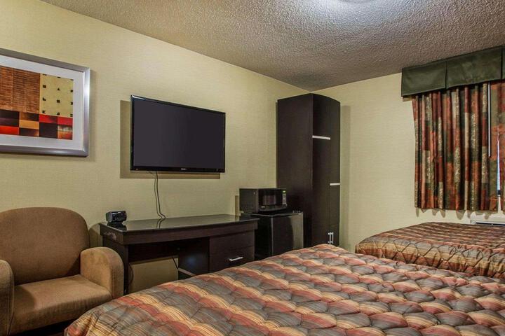 1 Double Bed (1 of 5)