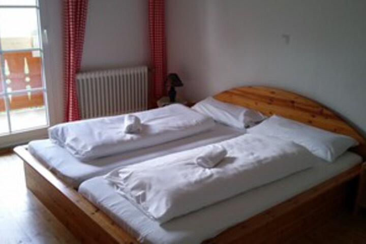 Room 34 of 42