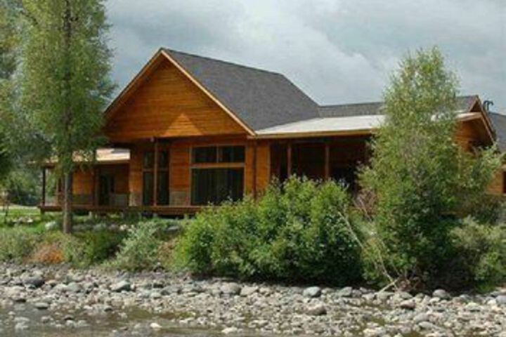 Photo of Cobblestone River Resort 3 Br Condo by RedAwning