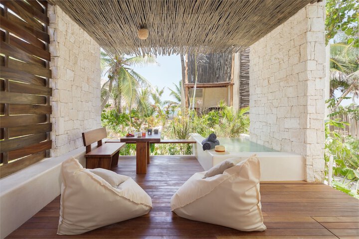 Terrace/Patio 153 of 159