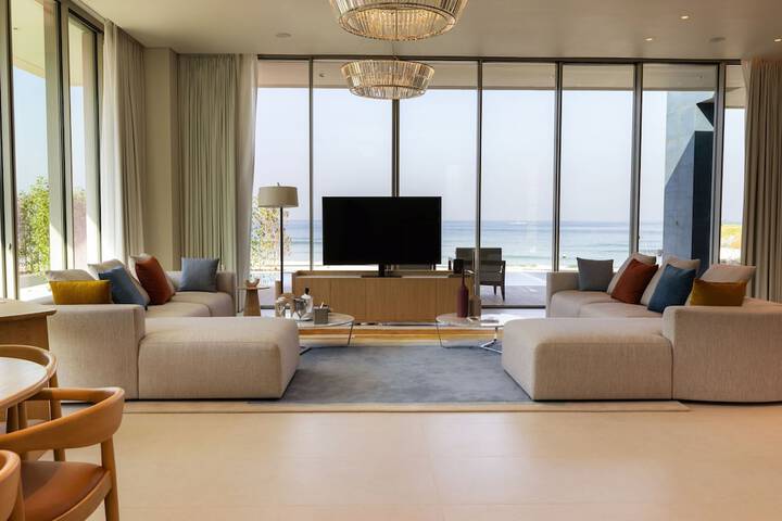 Room 70 of 132