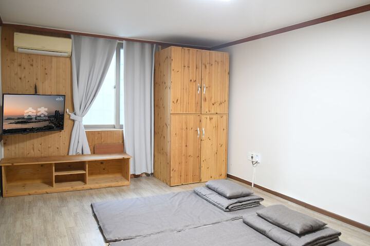 Room 17 of 71
