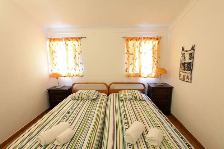 Room 7 of 118