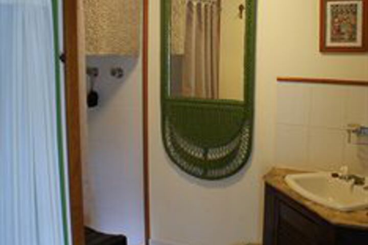Room 11 of 22