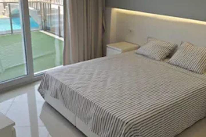 Room 3 of 4