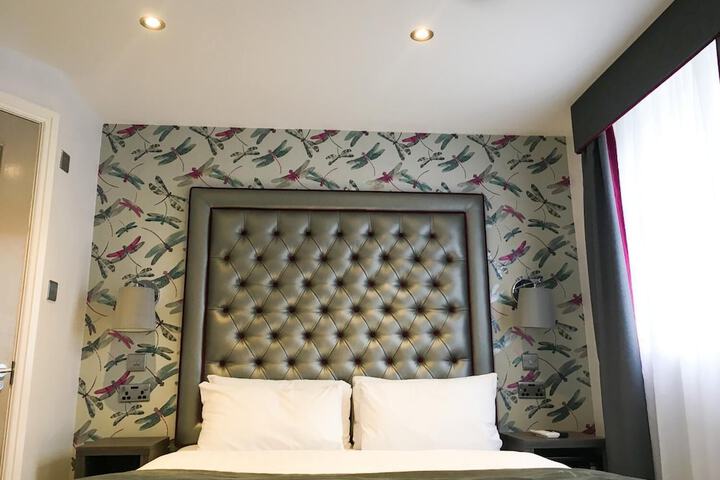 Room 3 of 15