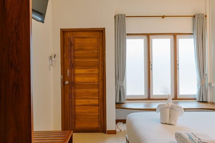 Room 15 of 80