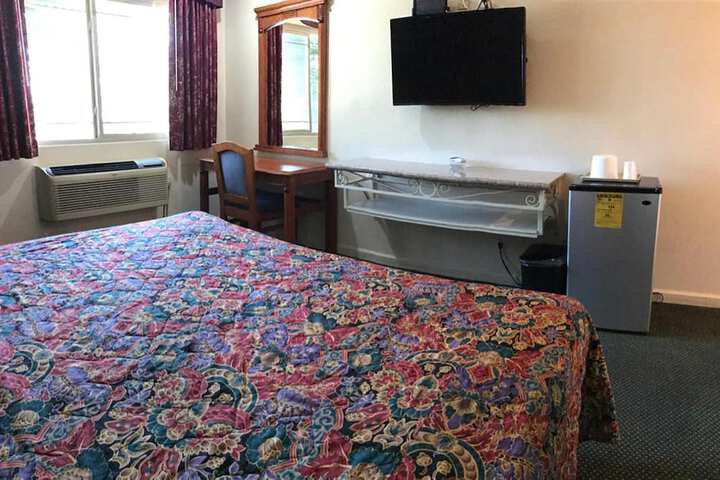 Room 19 of 46