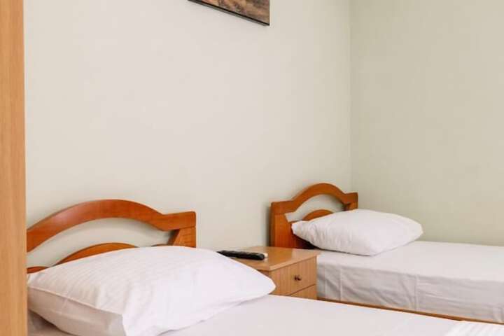 Room 40 of 65
