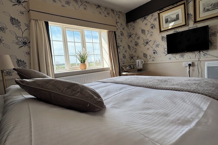 Room 10 of 46