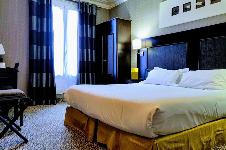 Room 20 of 29