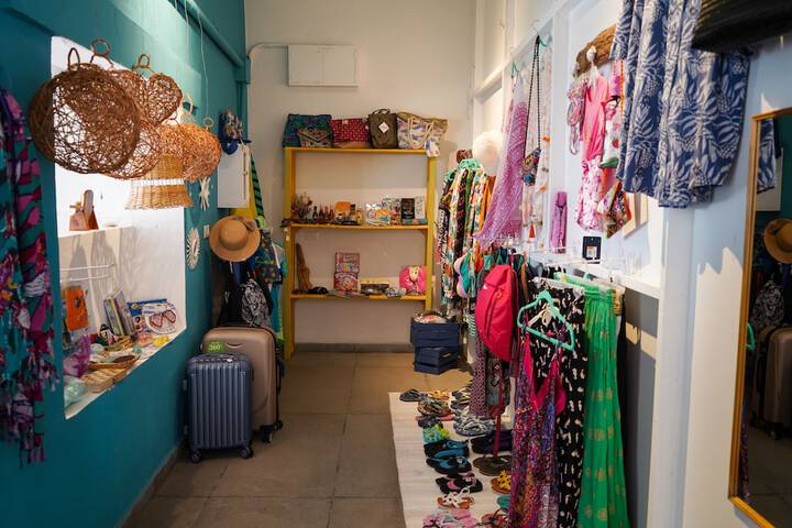Gift Shop 31 of 48