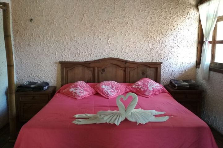 Room 4 of 105