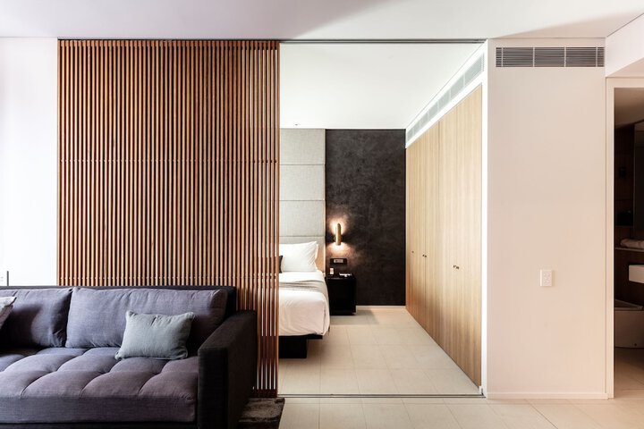 Room 18 of 32