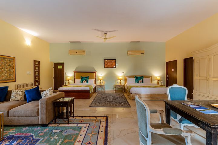 Room 8 of 27