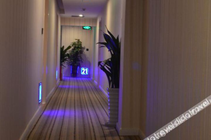 Hotel Interior 16 of 33
