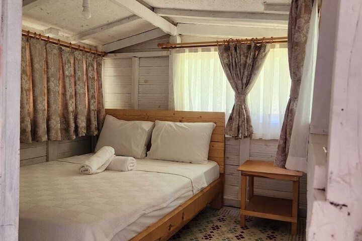 Room 45 of 138