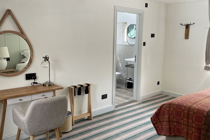 Room 6 of 60