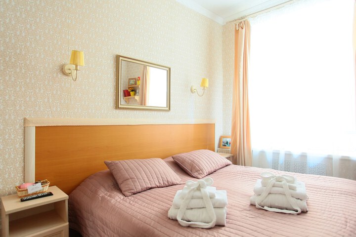 Room 6 of 40