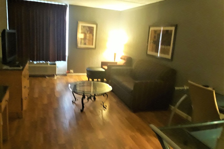 Room 35 of 75