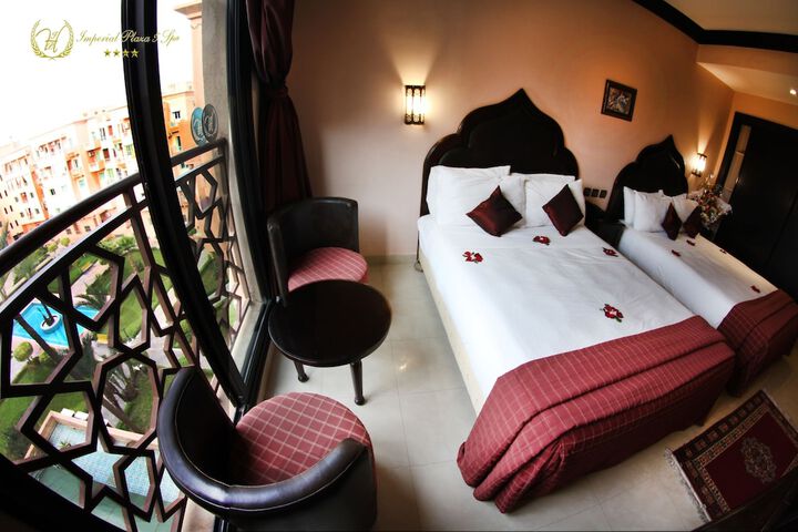 Room 10 of 73