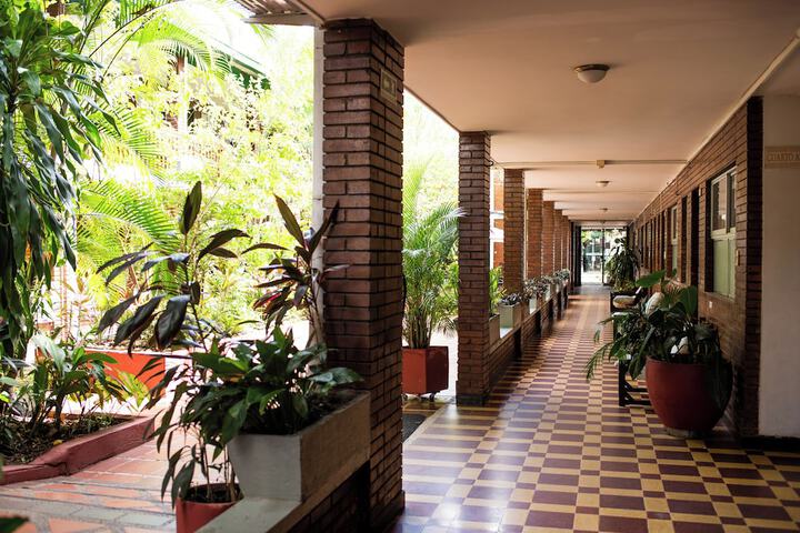 Ballroom/Hall 17 of 21