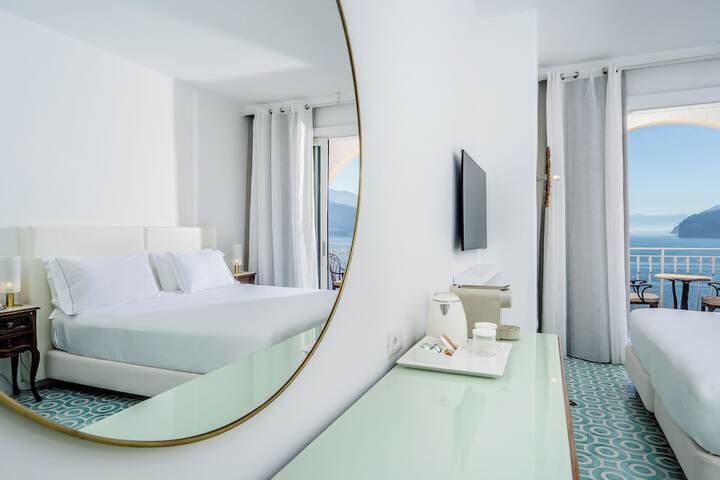 Room 47 of 167