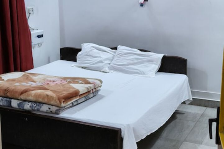 Room 18 of 39