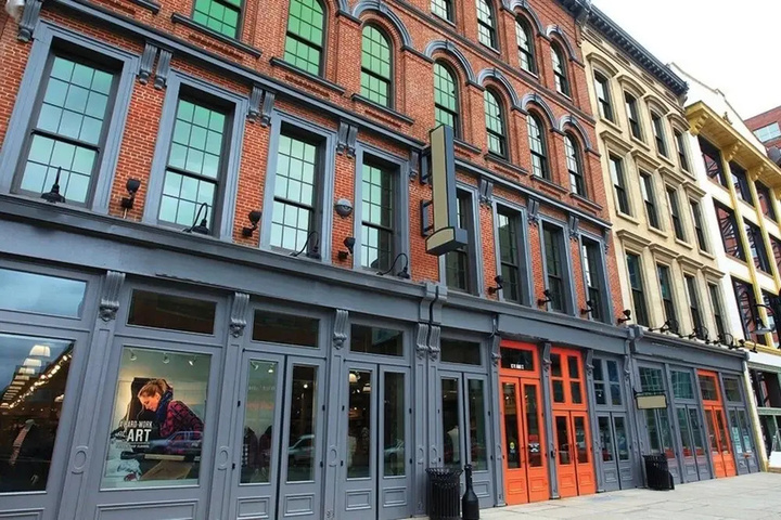 Photo of FRONTDESK 111 W Main St. Apts Downtown Louisville