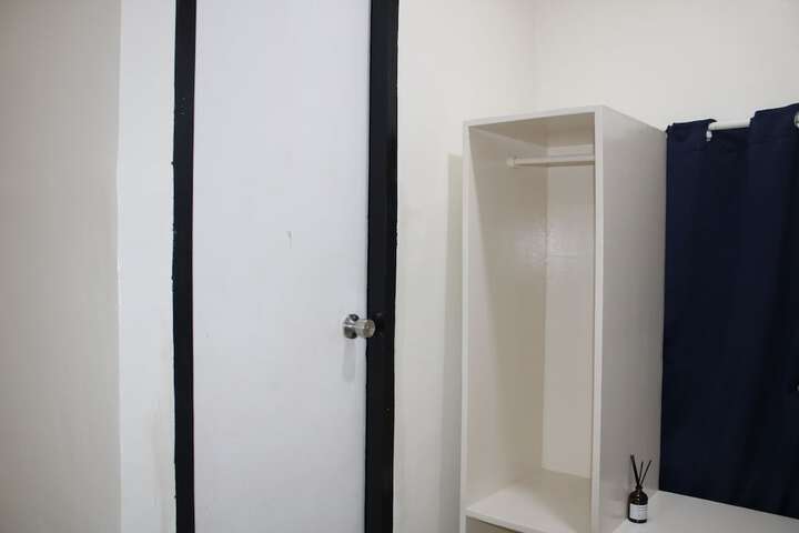 Room 21 of 83