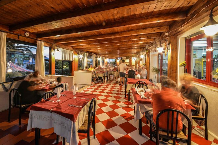 Dining Photos