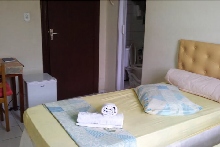 Room 102 of 123