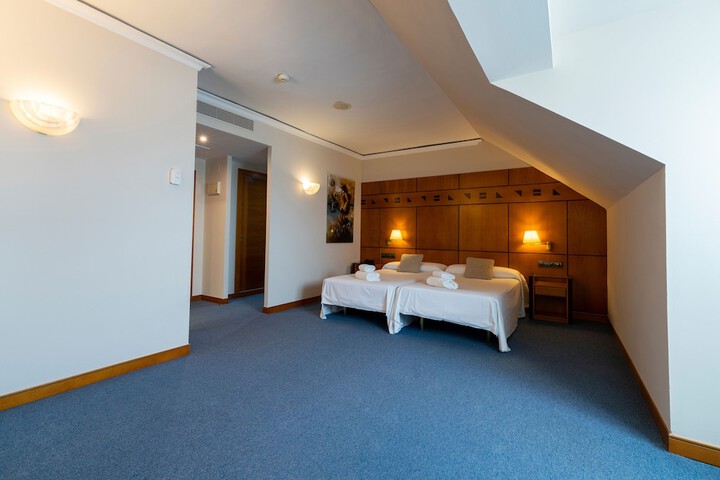 Room 35 of 124